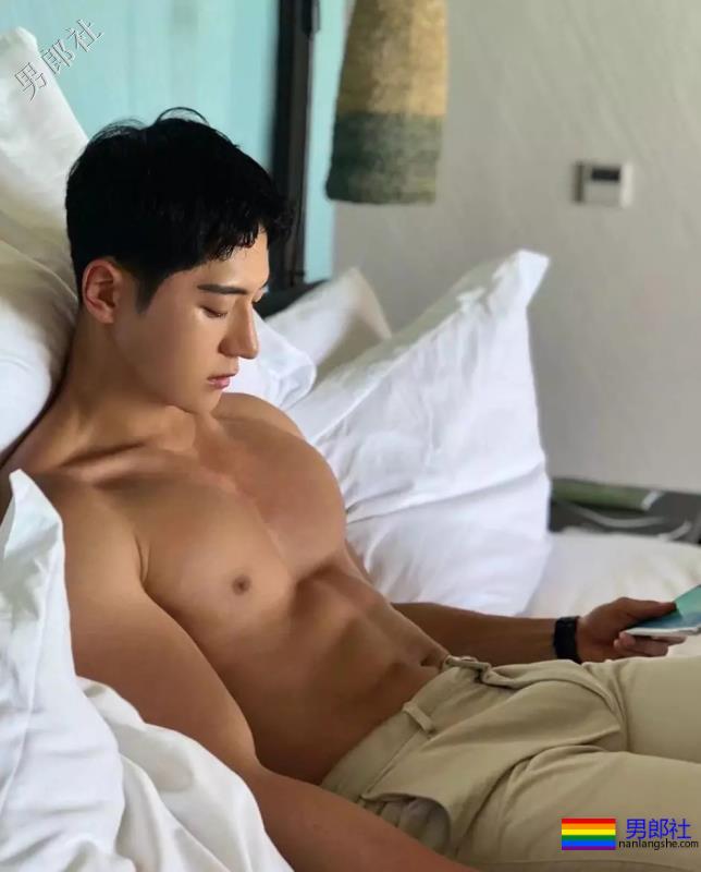 和直男视频灰机经历。 - 51虹马