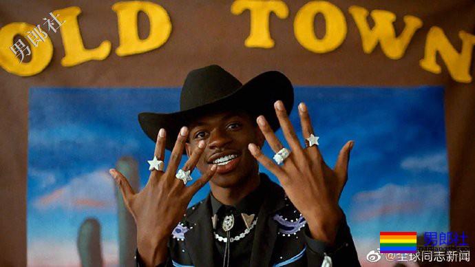 超高人气的20岁男歌手Lil Nas X出柜-51虹马