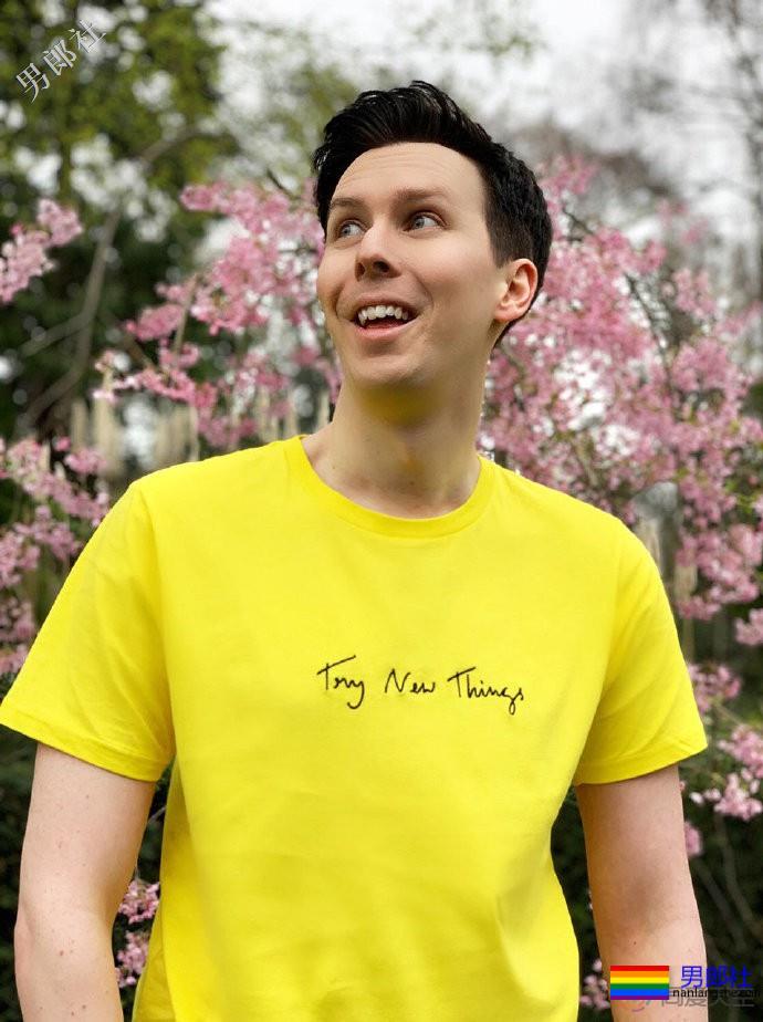 英国谐星菲尔·莱斯特：我是gay - 51虹马