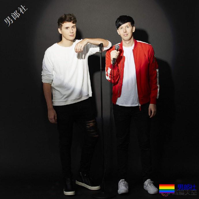 英国谐星菲尔·莱斯特：我是gay - 51虹马