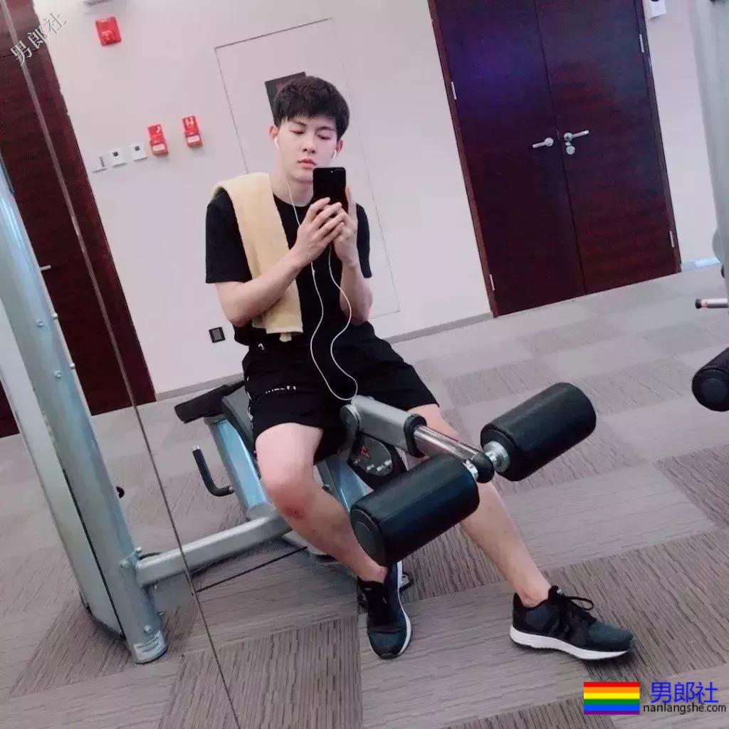 《追球》李汶翰朱元冰大秀腹肌,运动系小狼狗男友等你领取! - 51虹马 《追球》李汶翰朱元冰大秀腹肌,运动系小狼狗男友等你领取! - 51虹马