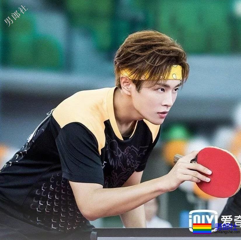 《追球》李汶翰朱元冰大秀腹肌,运动系小狼狗男友等你领取! - 51虹马 《追球》李汶翰朱元冰大秀腹肌,运动系小狼狗男友等你领取! - 51虹马