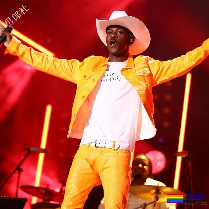 饶舌牛仔Lil Nas X出柜 - 51虹马