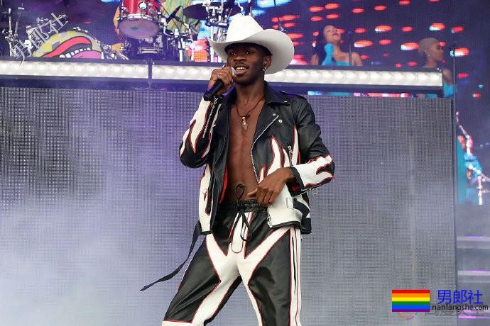 饶舌牛仔Lil Nas X出柜 - 51虹马