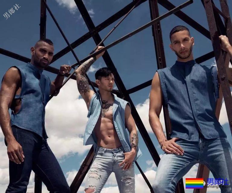 被香奈儿选上的亚洲男模，未火先上位？！ - 51虹马