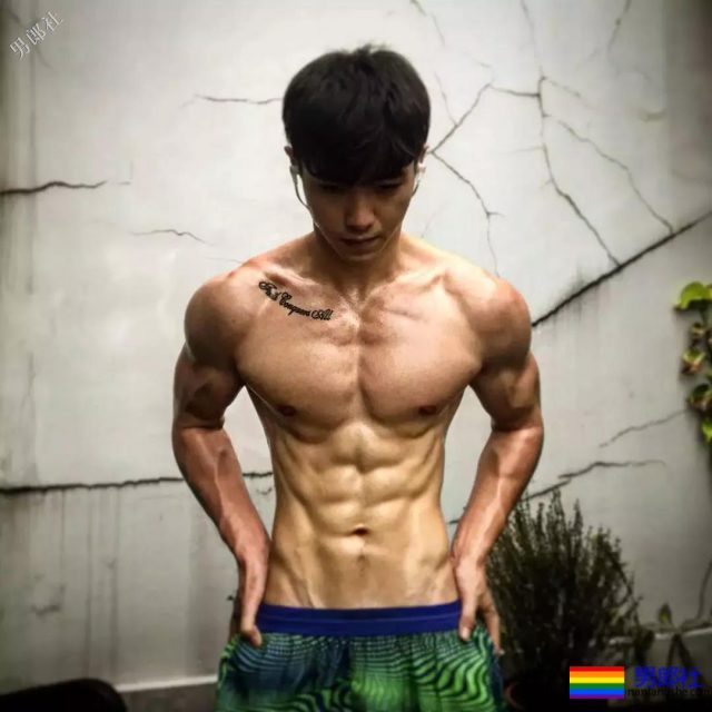 A爆了!原味童颜筋肉小奶狼,六块腹肌天菜少年! - 51虹马 A爆了!原味童颜筋肉小奶狼,六块腹肌天菜少年! - 51虹马