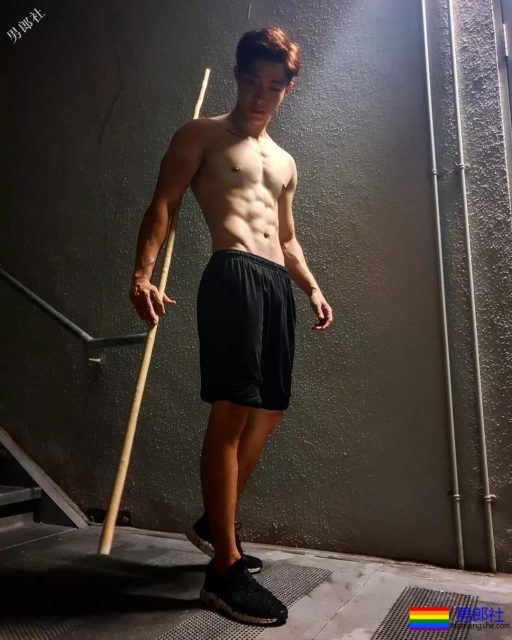 A爆了!原味童颜筋肉小奶狼,六块腹肌天菜少年! - 51虹马 A爆了!原味童颜筋肉小奶狼,六块腹肌天菜少年! - 51虹马