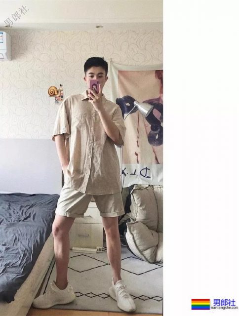 小奶狗正装网红博主,禁欲又清爽的帅气少年! - 51虹马 小奶狗正装网红博主,禁欲又清爽的帅气少年! - 51虹马