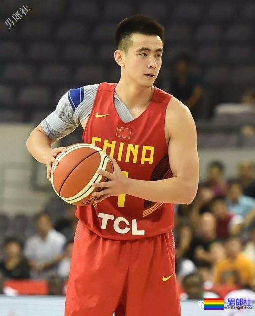 一张床上照引疯传!篮球爷们赵继伟满足你的一切幻想 - 51虹马 一张床上照引疯传!篮球爷们赵继伟满足你的一切幻想 - 51虹马