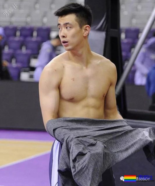 一张床上照引疯传!篮球爷们赵继伟满足你的一切幻想 - 51虹马 一张床上照引疯传!篮球爷们赵继伟满足你的一切幻想 - 51虹马