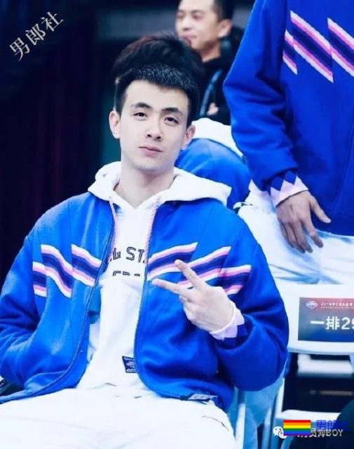 一张床上照引疯传!篮球爷们赵继伟满足你的一切幻想 - 51虹马 一张床上照引疯传!篮球爷们赵继伟满足你的一切幻想 - 51虹马