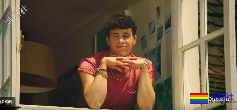 凤小岳挺同广告释出!胡子拉碴却让我爱他! - 51虹马 凤小岳挺同广告释出!胡子拉碴却让我爱他! - 51虹马