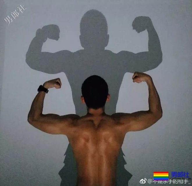 成都的特警小哥真帅气！ - 51虹马