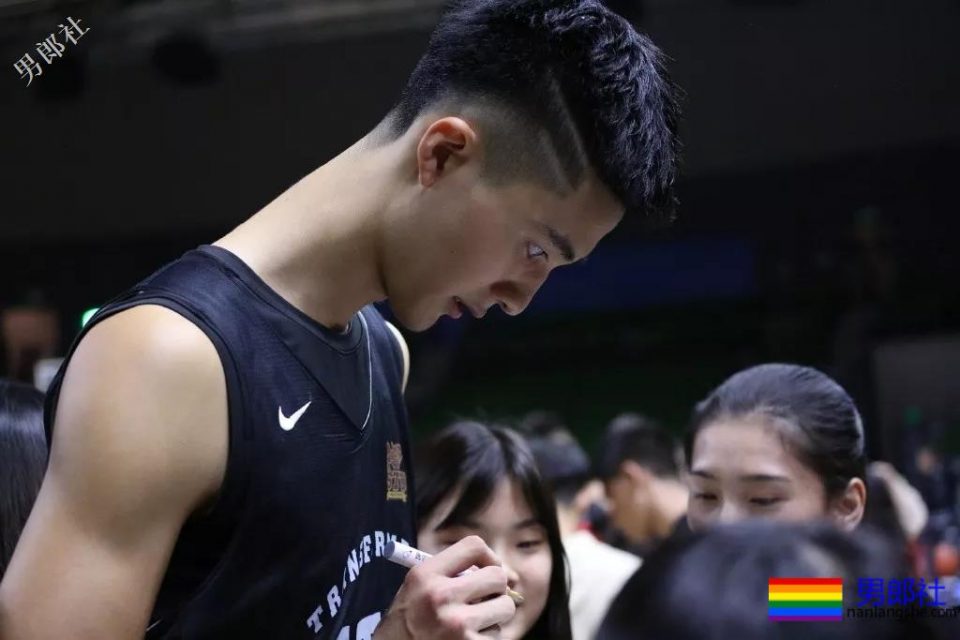 运动体育生pk,国内男生篮球大赛,有你喜欢的小鲜肉吗 - 51虹马 运动体育生pk,国内男生篮球大赛,有你喜欢的小鲜肉吗 - 51虹马