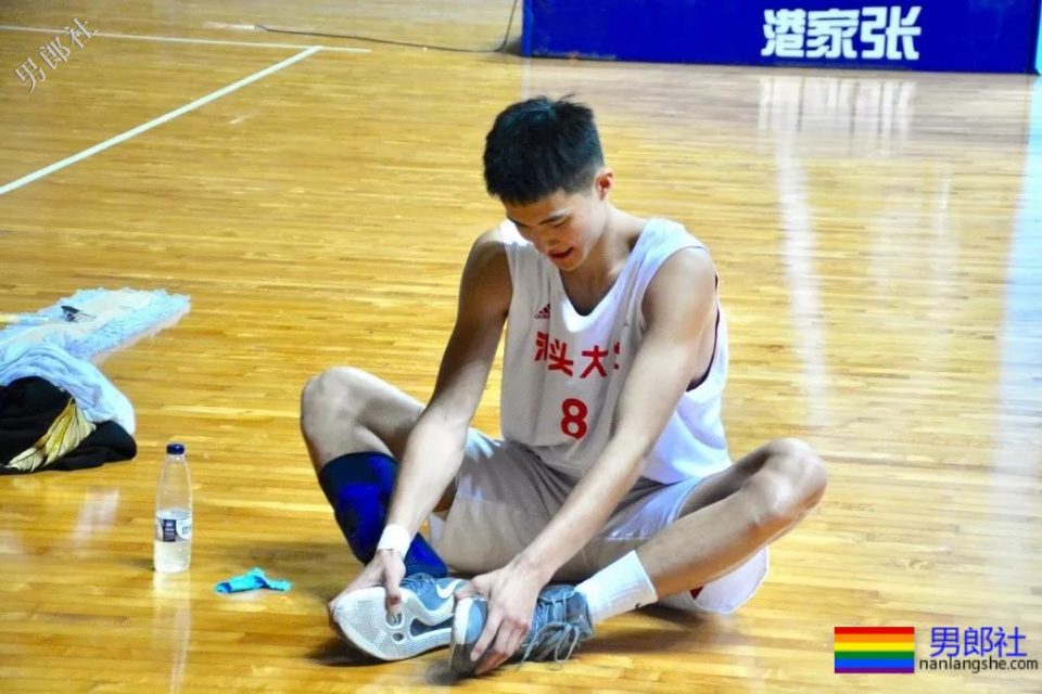 运动体育生pk,国内男生篮球大赛,有你喜欢的小鲜肉吗 - 51虹马 运动体育生pk,国内男生篮球大赛,有你喜欢的小鲜肉吗 - 51虹马