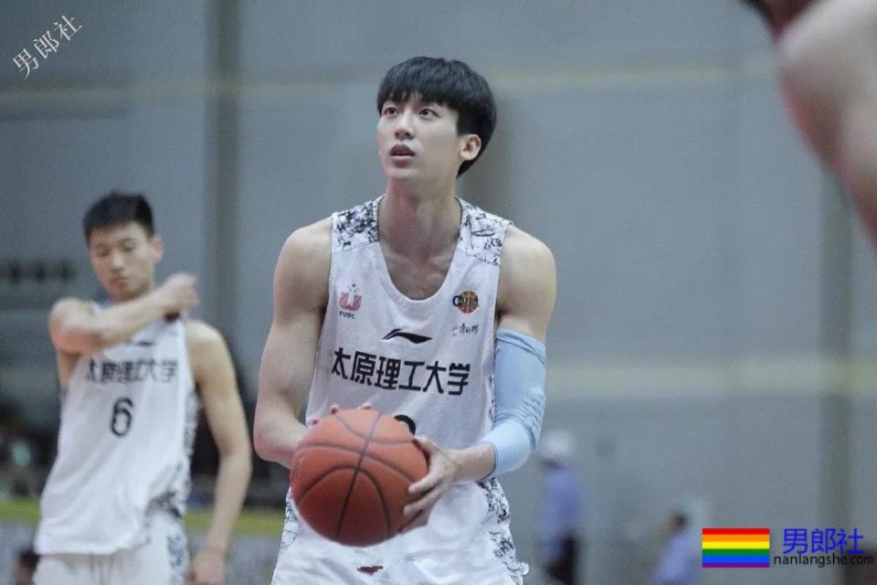 运动体育生pk,国内男生篮球大赛,有你喜欢的小鲜肉吗 - 51虹马 运动体育生pk,国内男生篮球大赛,有你喜欢的小鲜肉吗 - 51虹马