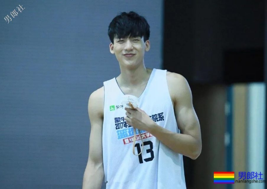 运动体育生pk,国内男生篮球大赛,有你喜欢的小鲜肉吗 - 51虹马 运动体育生pk,国内男生篮球大赛,有你喜欢的小鲜肉吗 - 51虹马