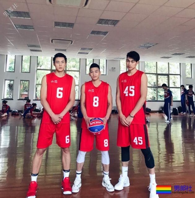 运动体育生pk,国内男生篮球大赛,有你喜欢的小鲜肉吗 - 51虹马 运动体育生pk,国内男生篮球大赛,有你喜欢的小鲜肉吗 - 51虹马