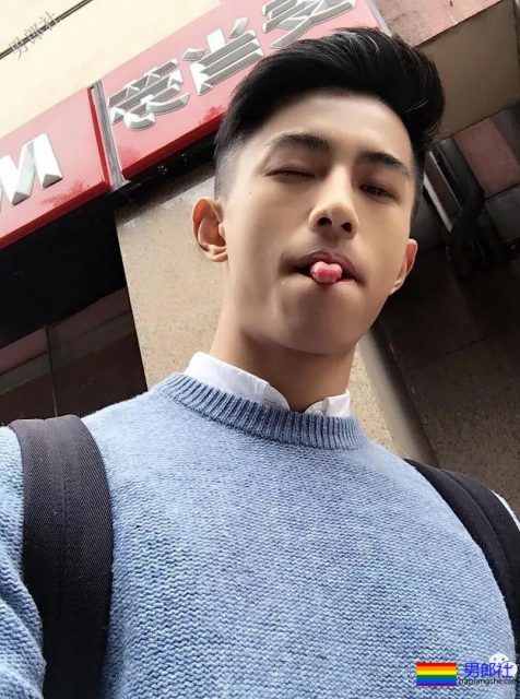 童颜巨肌狼狗又给了我爱成都的最新理由！ - 51虹马