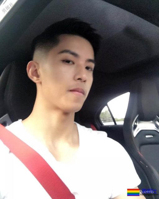 童颜巨肌狼狗又给了我爱成都的最新理由！ - 51虹马