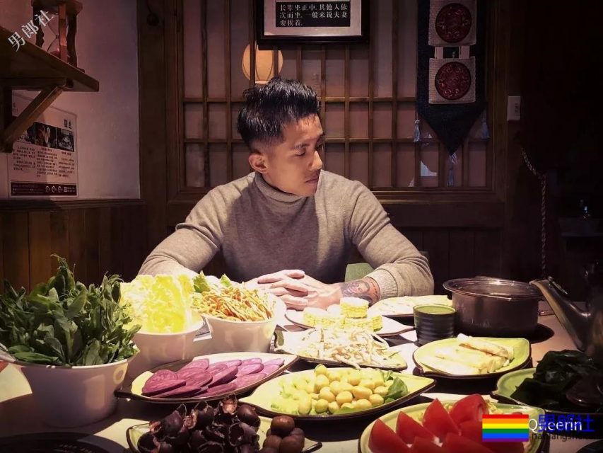 童颜巨肌狼狗又给了我爱成都的最新理由！ - 51虹马