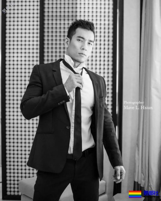 两个帅气肌肉男模拍写真,想都要! - 51虹马 两个帅气肌肉男模拍写真,想都要! - 51虹马