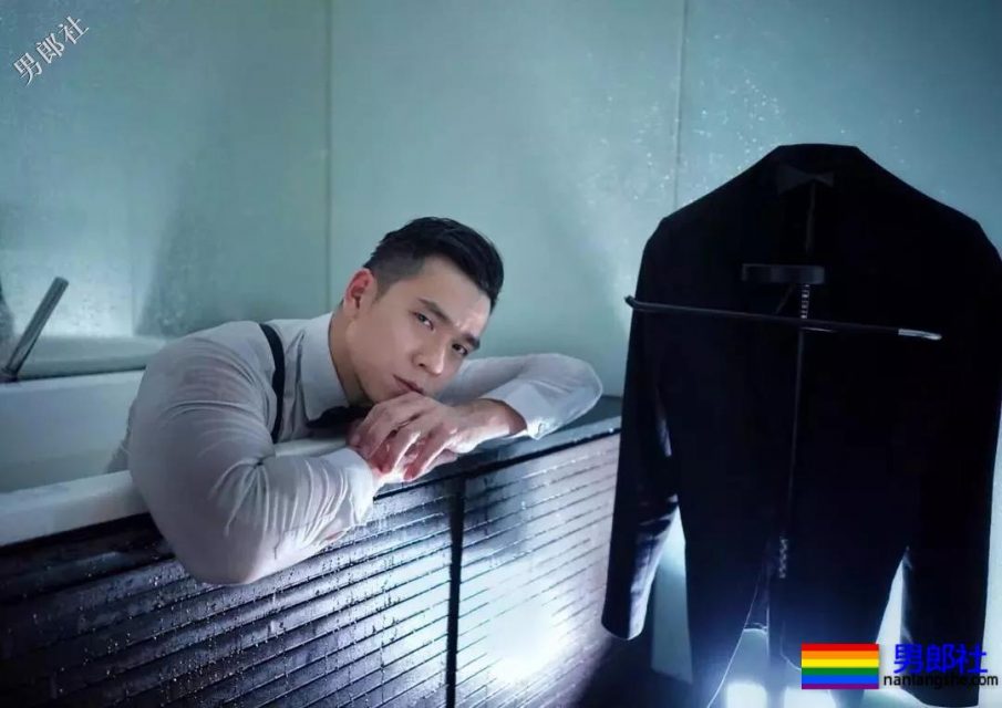 两个帅气肌肉男模拍写真,想都要! - 51虹马 两个帅气肌肉男模拍写真,想都要! - 51虹马