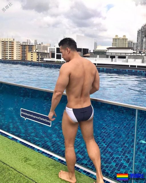 两个帅气肌肉男模拍写真,想都要! - 51虹马 两个帅气肌肉男模拍写真,想都要! - 51虹马