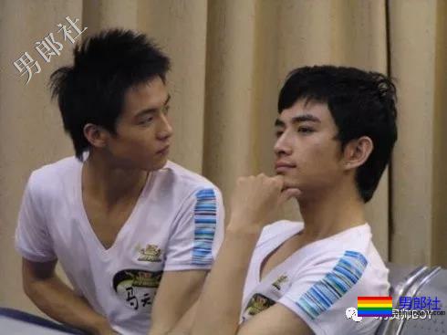 张晓晨结婚马天宇当伴郎，曾传是一对的他们不尴尬吗 - 51虹马