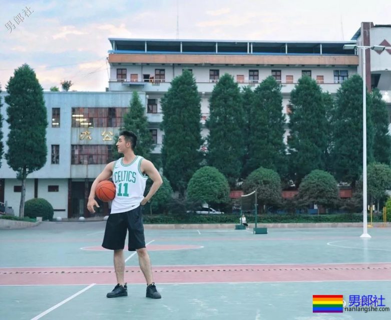 毛若懿这蓝裤衩新硬照绝了…… - 51虹马 毛若懿这蓝裤衩新硬照绝了…… - 51虹马