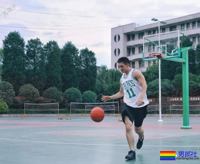 毛若懿这蓝裤衩新硬照绝了…… - 51虹马 毛若懿这蓝裤衩新硬照绝了…… - 51虹马