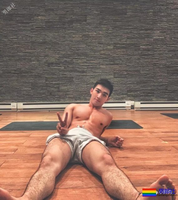 毛若懿这蓝裤衩新硬照绝了…… - 51虹马 毛若懿这蓝裤衩新硬照绝了…… - 51虹马