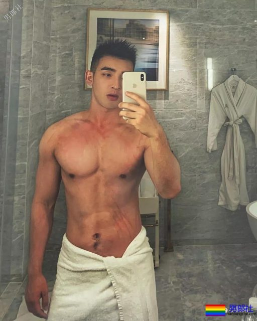 毛若懿这蓝裤衩新硬照绝了…… - 51虹马 毛若懿这蓝裤衩新硬照绝了…… - 51虹马