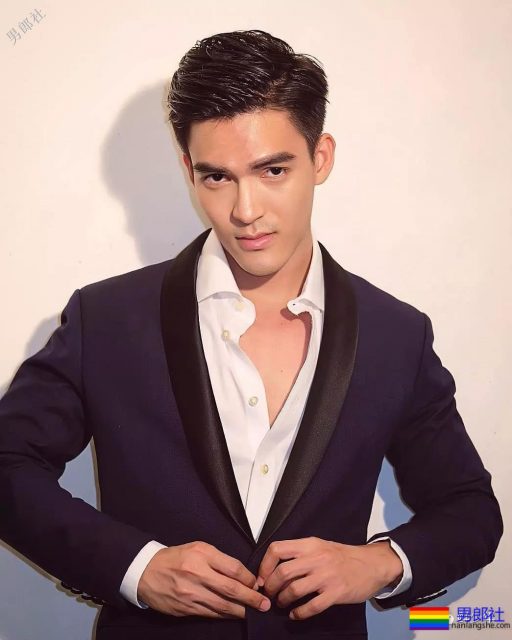 Gay床都摇坏了，小“0”受还在挤眼？ - 51虹马