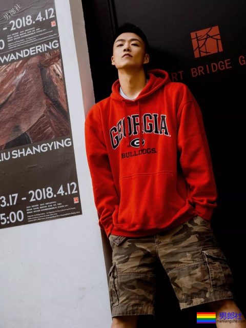 朱亚文欧豪李现齐穿飞行员制服，帅气肌肉硬汉超A超爷们! - 51虹马