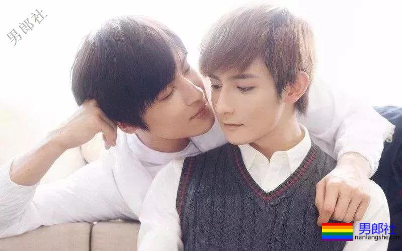 八块腹肌小狼狗靠腐剧爆红,新剧又秀兄弟情,这位大长腿帅哥你pick吗? - 51虹马 八块腹肌小狼狗靠腐剧爆红,新剧又秀兄弟情,这位大长腿帅哥你pick吗? - 51虹马