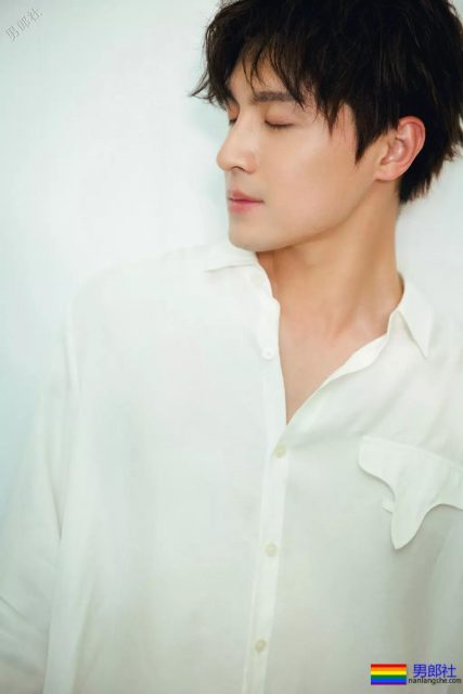 八块腹肌小狼狗靠腐剧爆红,新剧又秀兄弟情,这位大长腿帅哥你pick吗? - 51虹马 八块腹肌小狼狗靠腐剧爆红,新剧又秀兄弟情,这位大长腿帅哥你pick吗? - 51虹马