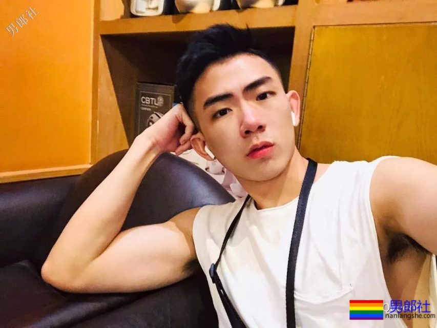 奶凶鲜肉毕业写真亮了,自曝对象数量谁会不可以? - 51虹马 奶凶鲜肉毕业写真亮了,自曝对象数量谁会不可以? - 51虹马