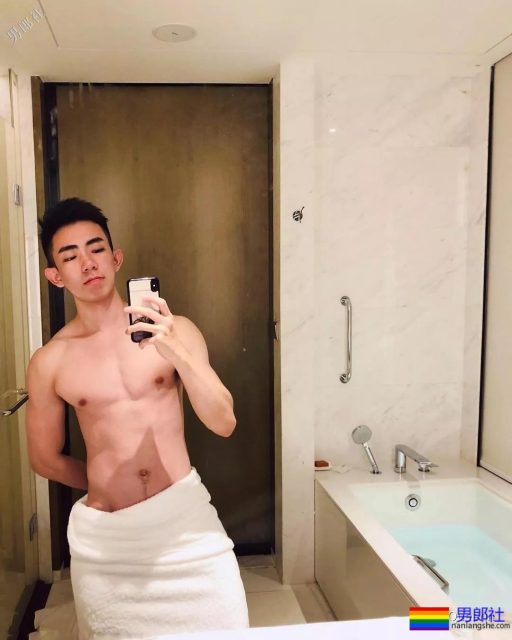 奶凶鲜肉毕业写真亮了,自曝对象数量谁会不可以? - 51虹马 奶凶鲜肉毕业写真亮了,自曝对象数量谁会不可以? - 51虹马