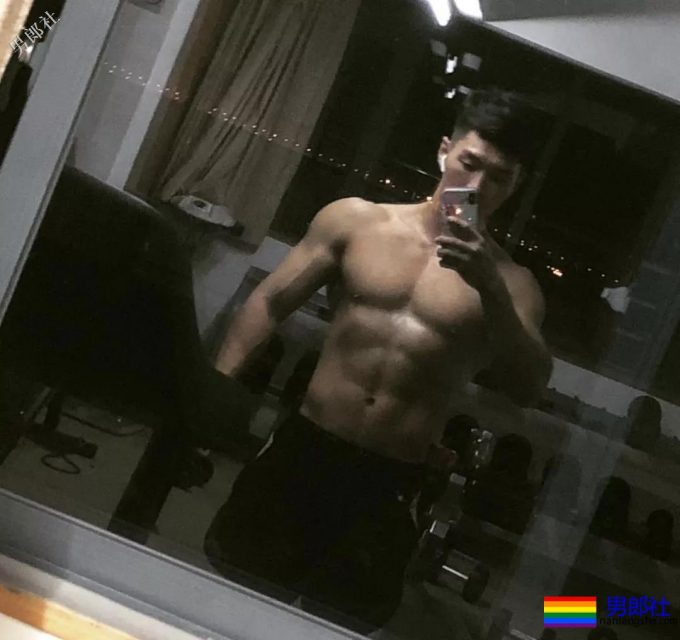 队长爱上衬衫、西裤、皮带这才是真正的航空学院正装校草空少! - 51虹马 队长爱上衬衫、西裤、皮带这才是真正的航空学院正装校草空少! - 51虹马