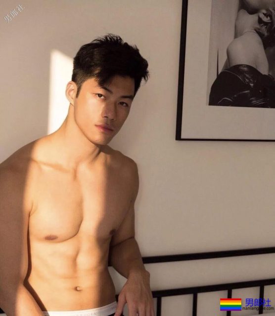 队长爱上衬衫、西裤、皮带这才是真正的航空学院正装校草空少! - 51虹马 队长爱上衬衫、西裤、皮带这才是真正的航空学院正装校草空少! - 51虹马