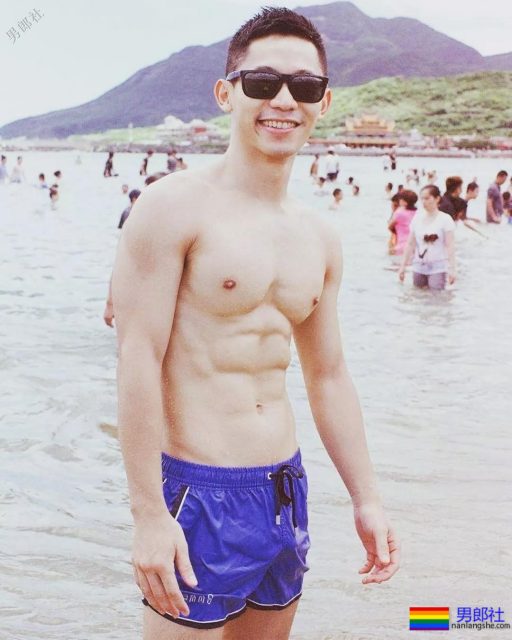 寸头国产MB公共浴池片被扒出！-51虹马