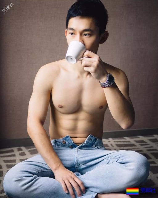 寸头国产MB公共浴池片被扒出! - 51虹马 寸头国产MB公共浴池片被扒出! - 51虹马