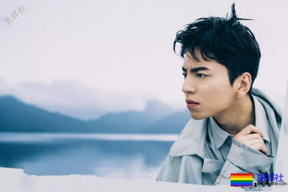 腿是上身两倍!肖战王大陆化身酷跑少年,许魏洲狂撸六块腹肌! - 51虹马 腿是上身两倍!肖战王大陆化身酷跑少年,许魏洲狂撸六块腹肌! - 51虹马