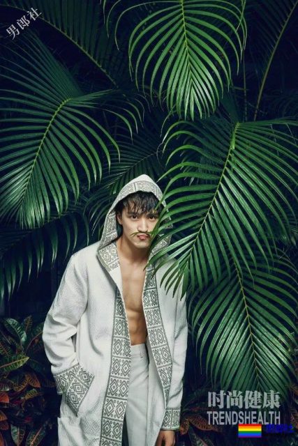 腿是上身两倍!肖战王大陆化身酷跑少年,许魏洲狂撸六块腹肌! - 51虹马 腿是上身两倍!肖战王大陆化身酷跑少年,许魏洲狂撸六块腹肌! - 51虹马