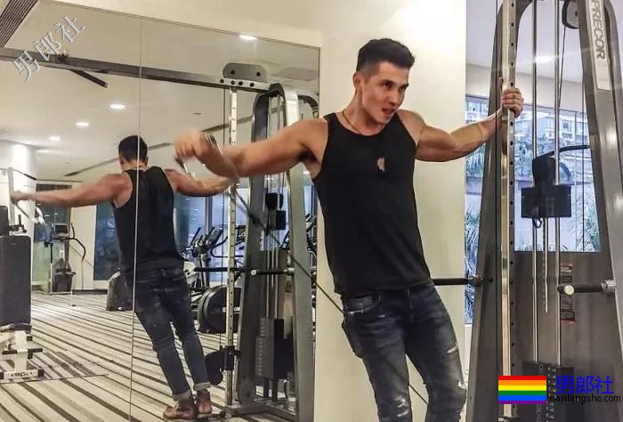 ins肌肉画报@flow_leung 消防员肌肉小哥 - 51虹马