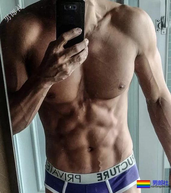 ins肌肉画报@flow_leung 消防员肌肉小哥 - 51虹马