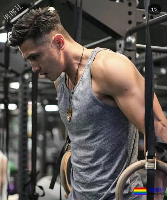 ins肌肉画报@flow_leung 消防员肌肉小哥 - 51虹马