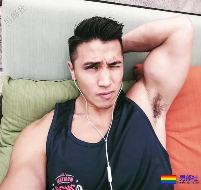 ins肌肉画报@flow_leung 消防员肌肉小哥 - 51虹马