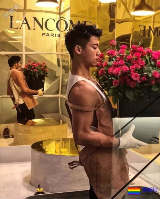 型男小哥哥穿的这么紧，显型！ - 51虹马